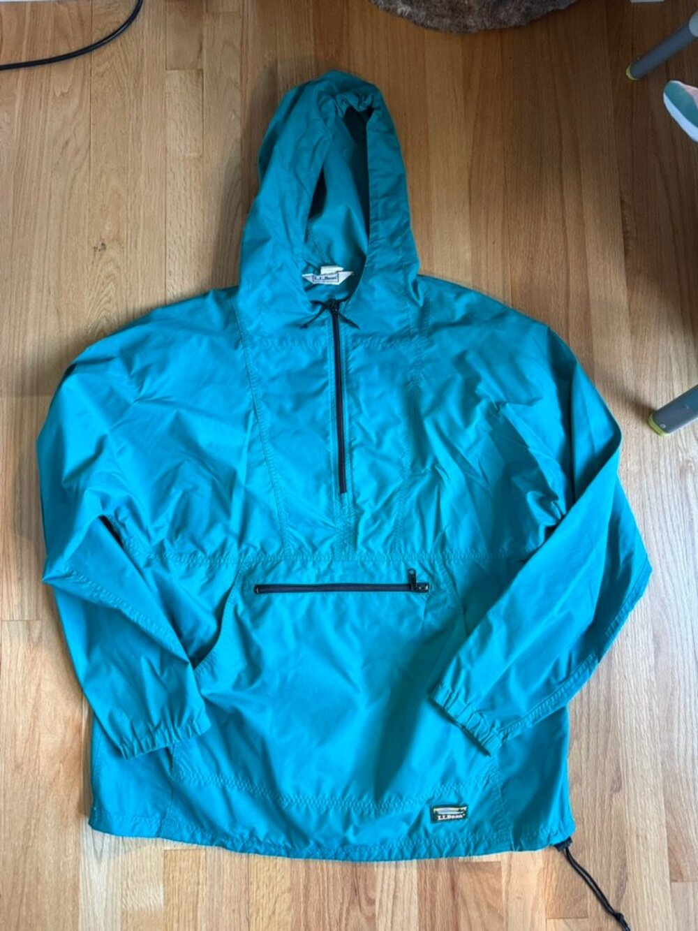 Vintage L.L. Bean Windbreaker size XL - excellent condition